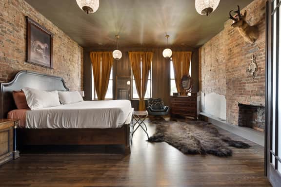 Silverado Saloon | Nulu Overlook & Billiards - Image 3